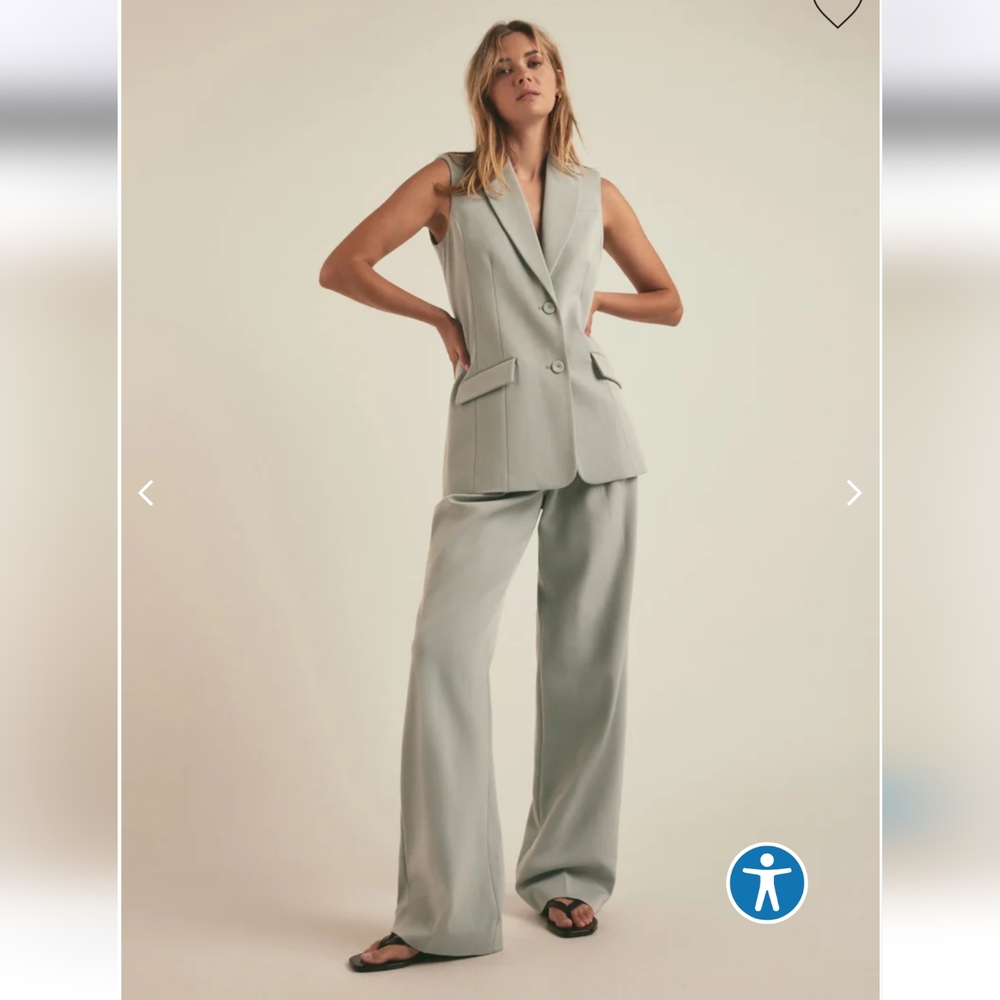 Favorite Daughter Light Gray Sleeveless Blazer and Pants Set